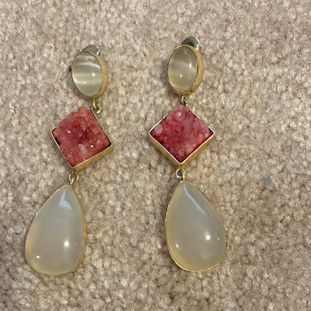 Beautiful drop stone earrings